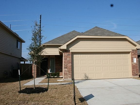 3rd image of 5631 Long Arbor Ln