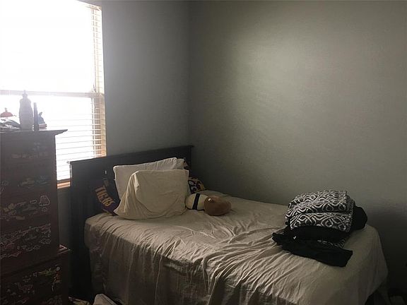 4th image of 15830 Scenic Water Dr
