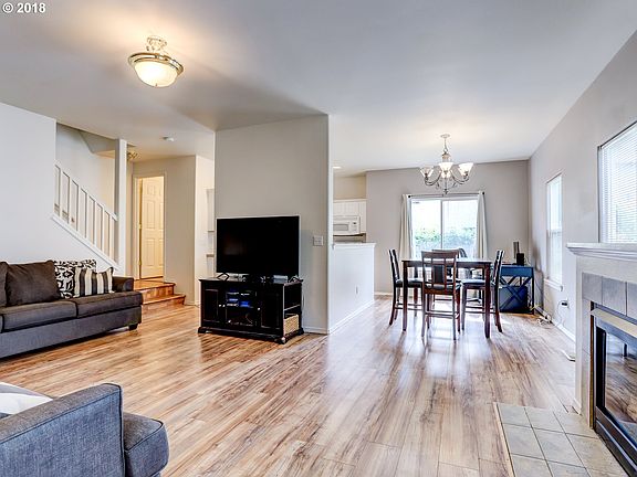 4th image of 9532 NE 20th Pl