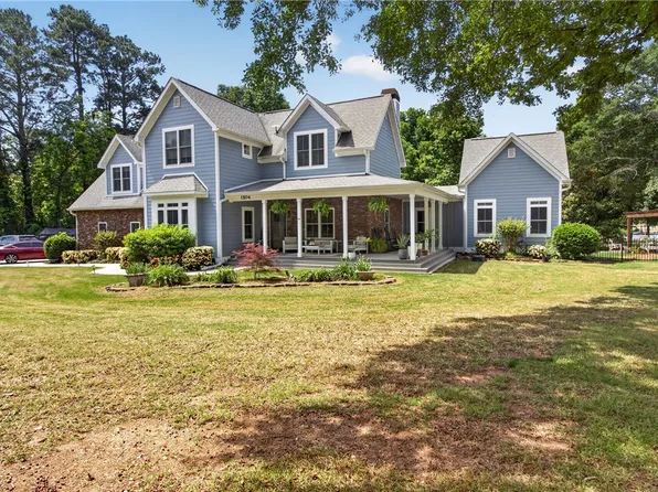 1504 Double Springs Rd, Townville, SC 29689