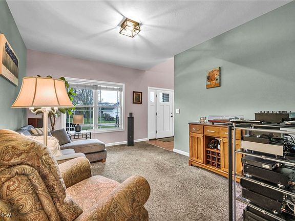 5th image of 4253 Vincent Dr