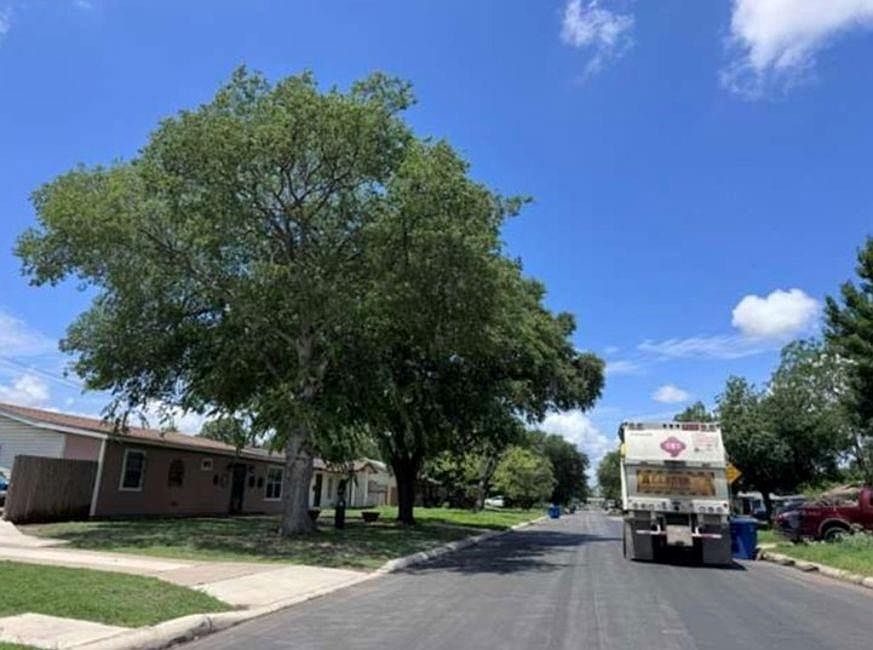 2nd image of 4227 King Krest Dr