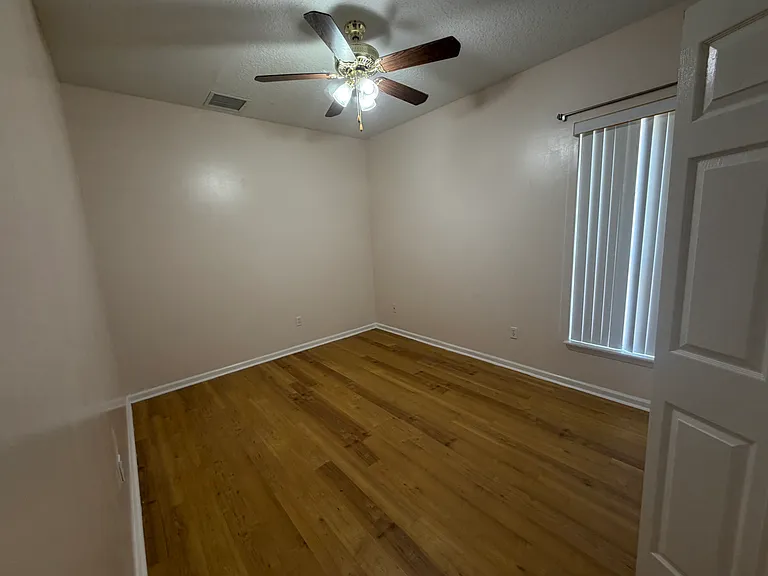 1075 Three Forks Ct — Photo 13