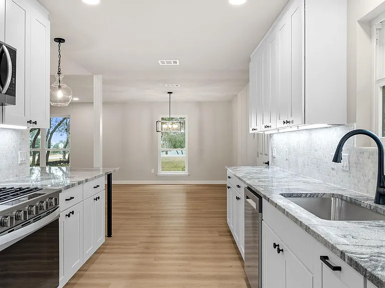 900 Morgan Hill Dr — Photo 11