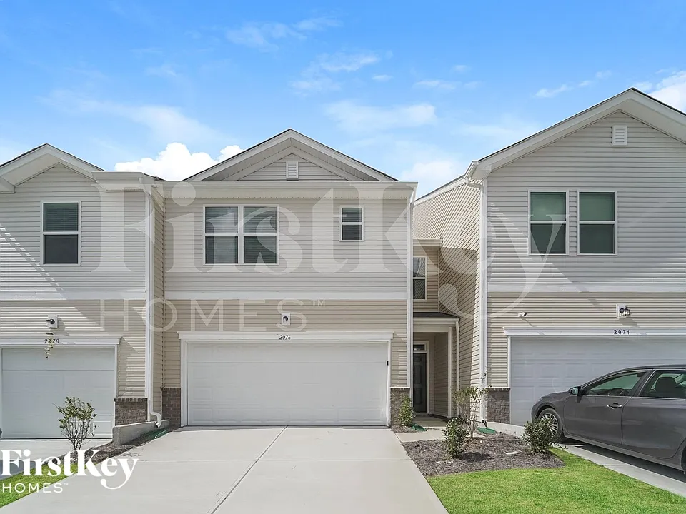 2076 Cypress Village Dr NW