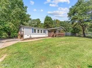 1347 Mountain View Cir, Maryville, TN 37801