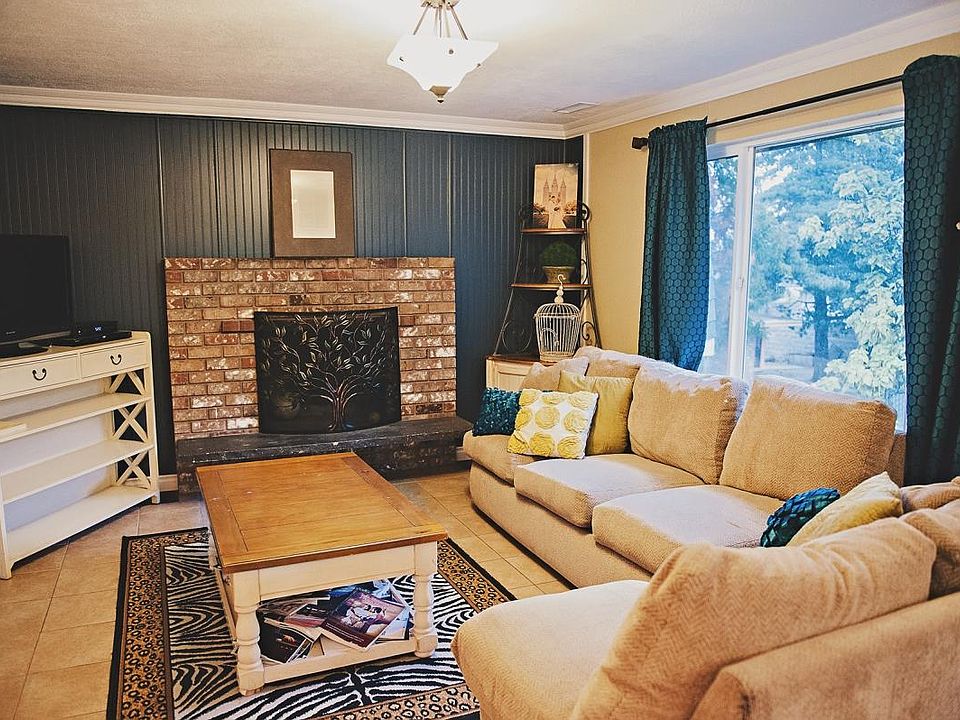 Crown Molding, tiled floors, Beadboard accents, two tone pai