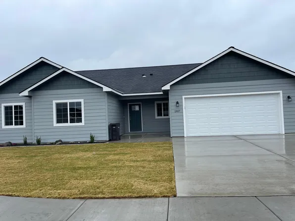 1907 S 61st Ave, Yakima, WA 98903