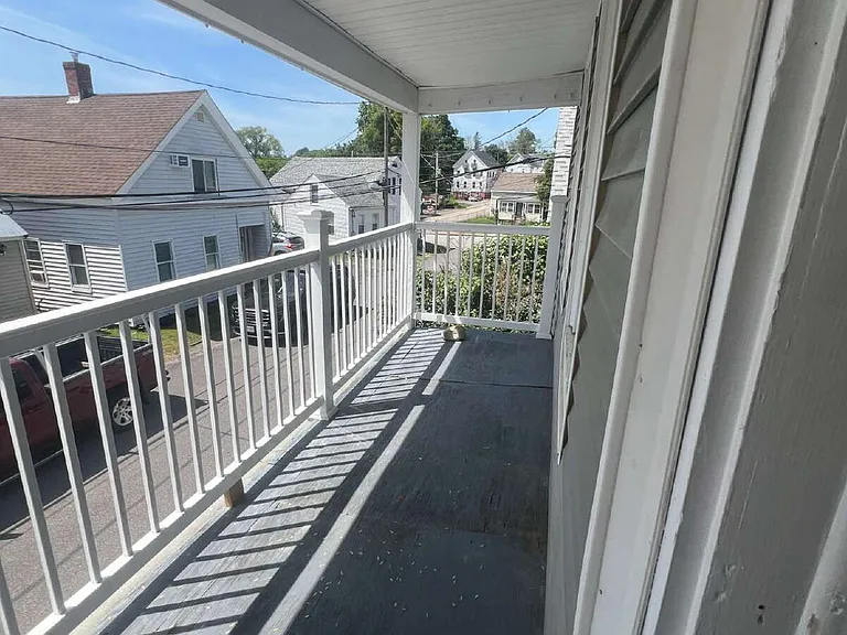 13 Summer St — Photo 6
