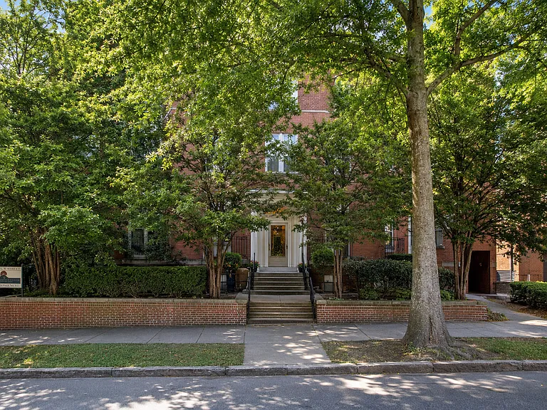1253 Beacon St #4BB — Photo 21