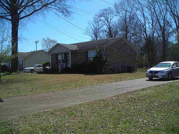 2nd image of 82 Herron Ave