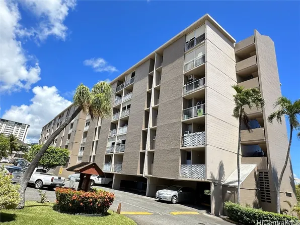 1260 Richard Ln APT 420, Honolulu, HI 96819