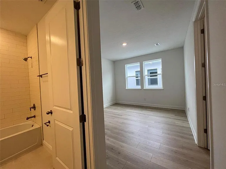 19141 Planetree St — Photo 25