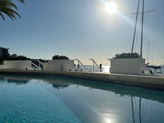 Soak up the sun, waves, and breeze.