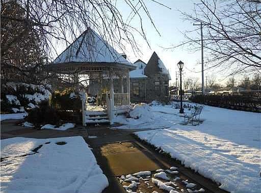 3rd image of 11372 Sand Hill Dr