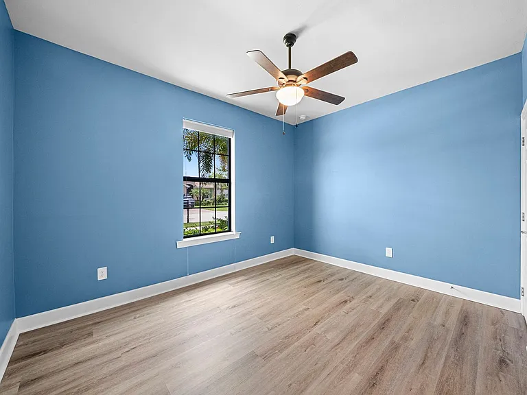 3685 E Hampton Cir — Photo 5