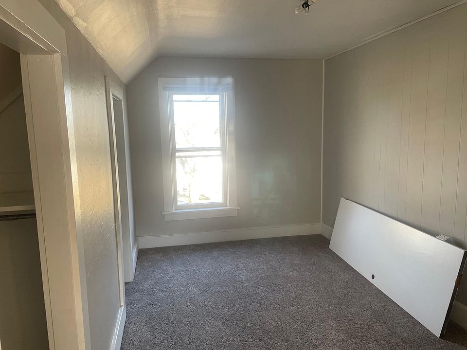2nd image of 219 N Despelder St #3