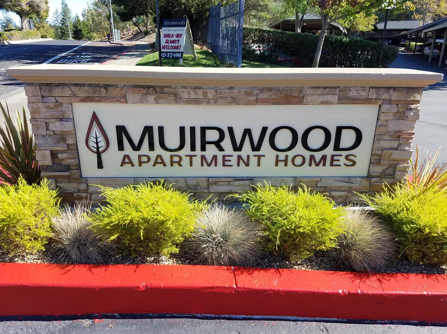 Center Ave, Martinez — Photo 2