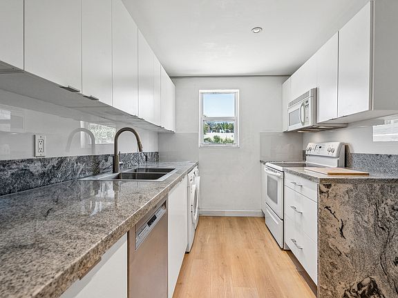2nd image of 801 Meridian Ave APT 2A