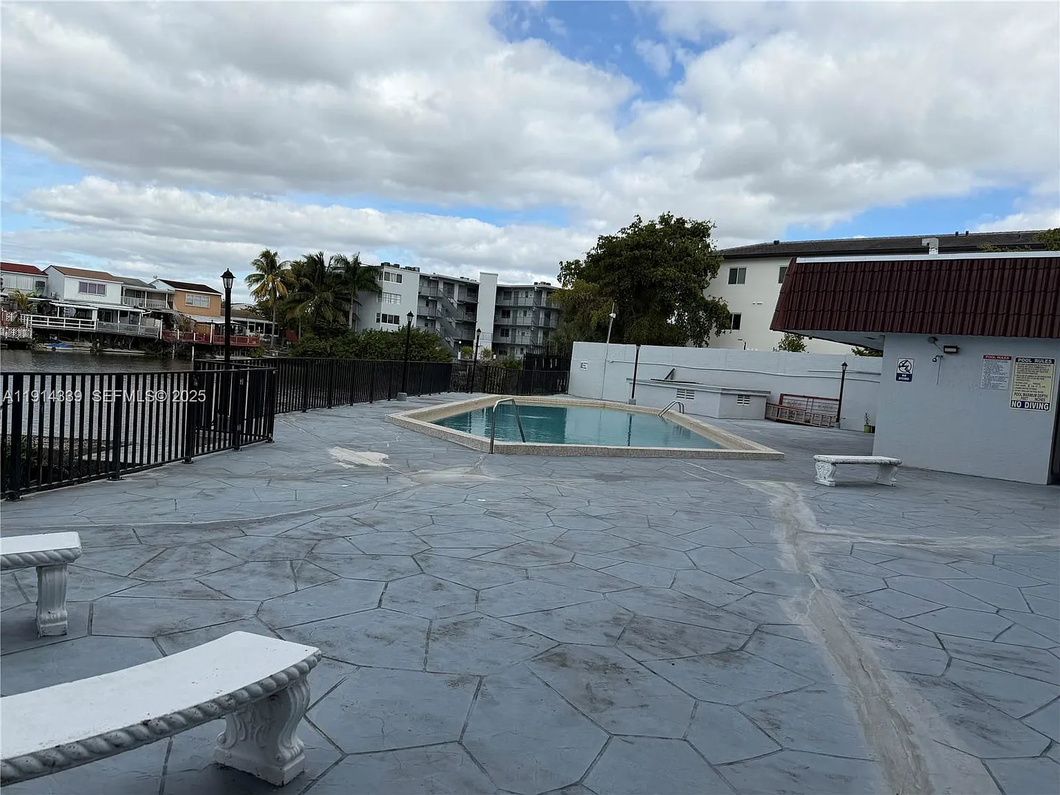 2 bed, 2.0 bath, $2,000 — Photo 3