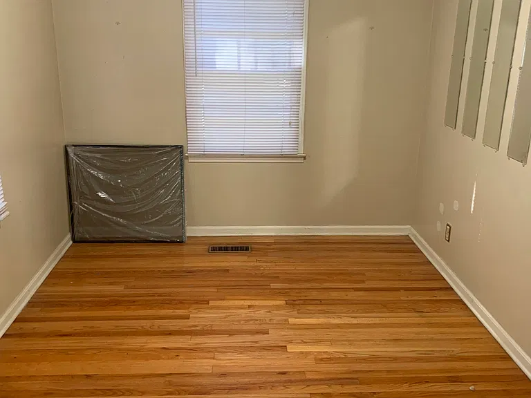 818 W Gordon Ave — Photo 3