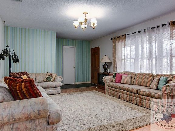3rd image of 333 W Greenfield Dr
