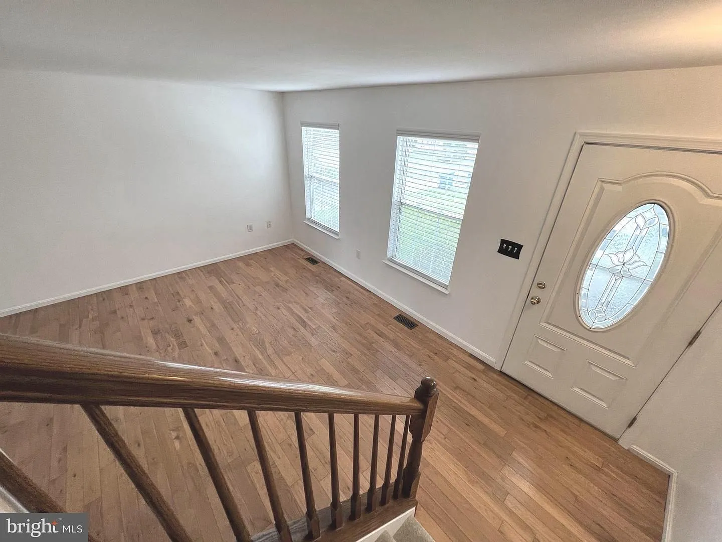 Enjoy easy living in this well kept 3 bedroom, 1.5 bath home. — Photo 3