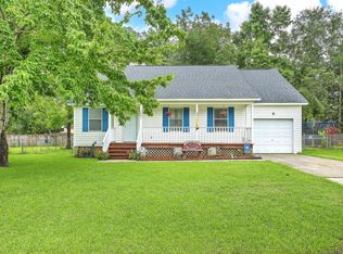 1021 Limerick Dr, Moncks Corner, SC 29461