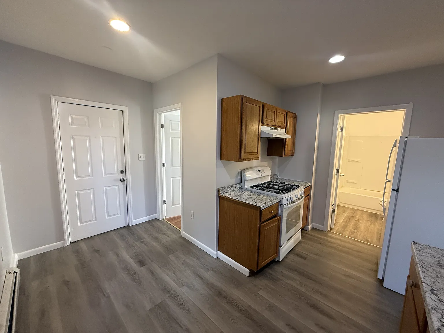 2 Benson Street - 1 — Photo 3