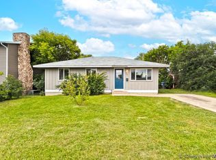 237 Ames Ave, Cheyenne, WY 82007