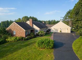 124 Drinkwater Rd, Hampton Falls, NH 03844