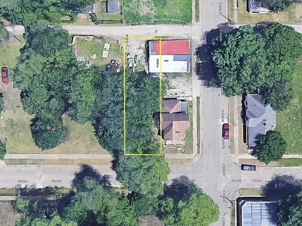 2354 1st Ave, Terre Haute, IN 47807