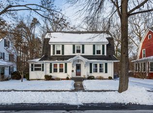 64 Edgewood Ave, Longmeadow, MA 01106