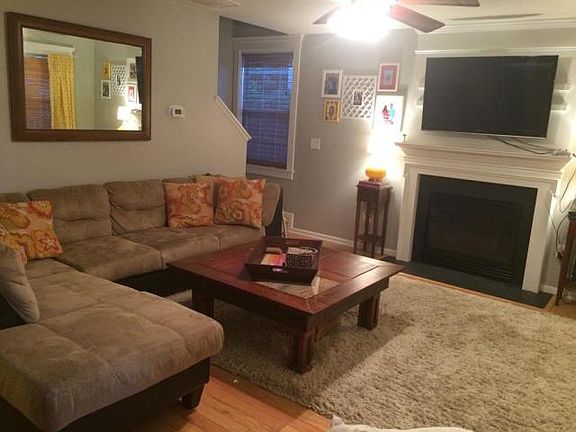 3rd image of 1075 Peninsula Cove Dr