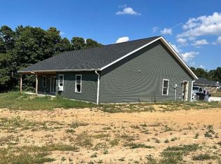 12914 E Hirth Ln, Springville, IN 47462