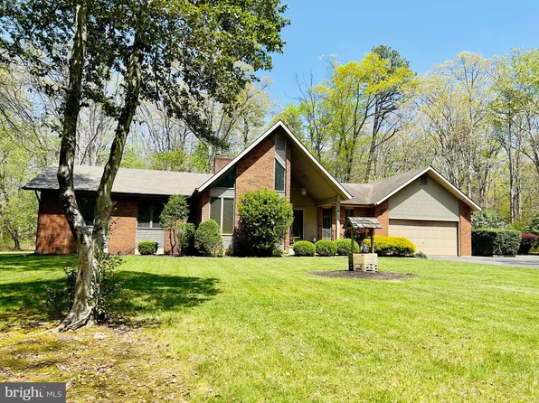 988 Laurel Ln, Pittsgrove, NJ 08318