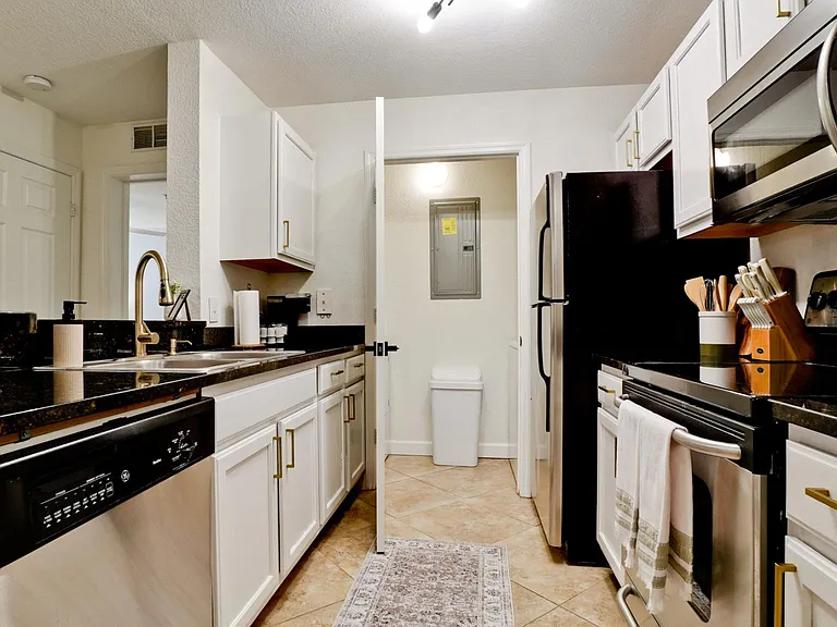 4850 51st St W #1102 — Photo 13