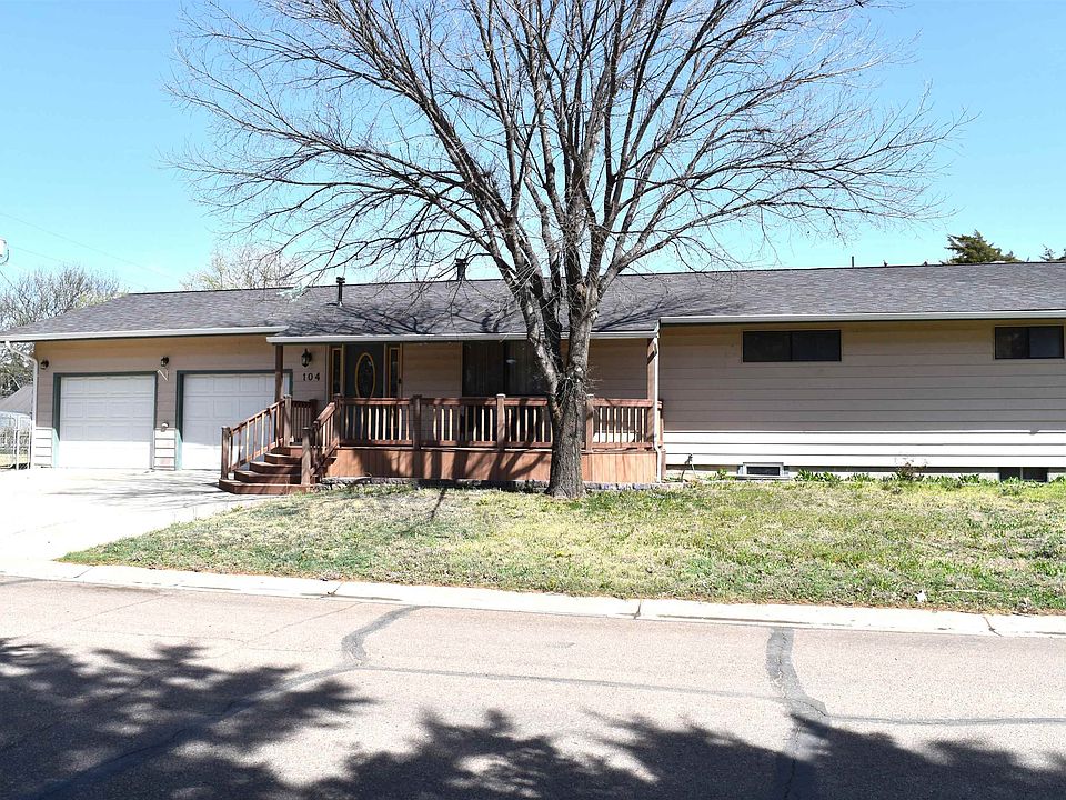 104 E 7th St, Quinter, KS 67752 Zillow