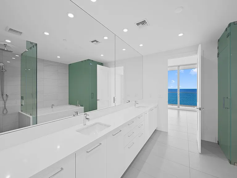 151 N Seabreeze Blvd #1904 — Photo 9