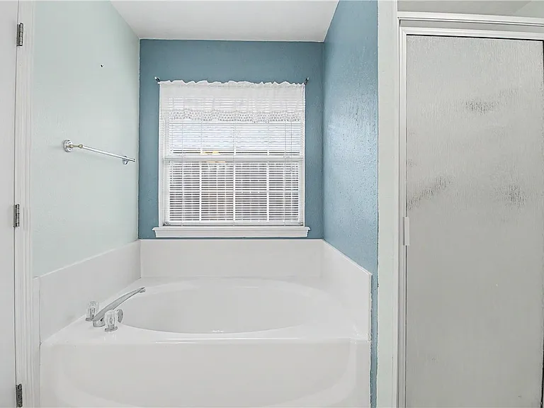 3118 Pleasant Grove Dr — Photo 8