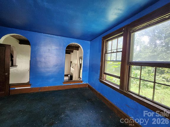 5th image of 63 Westover Dr