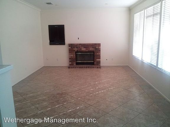 5th image of 2730 Plumwood Ln