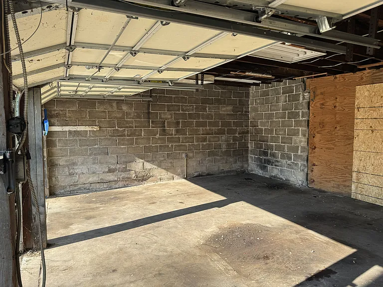 38 Chestnut St — Photo 5