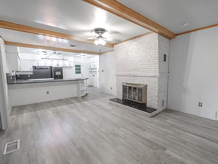 8301 Llano Ave — Photo 13