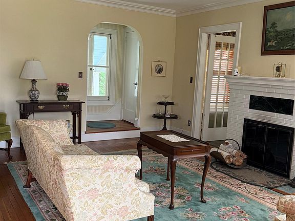 4th image of 44 Muirfield Road