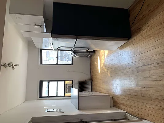 Rented by Flatiron Real Estate Advisors LLC | media 20