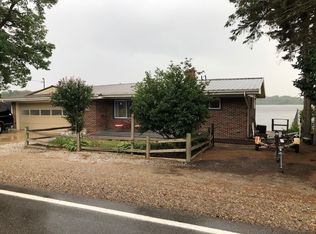 10648 Jefferson Rd, Osceola, IN 46561