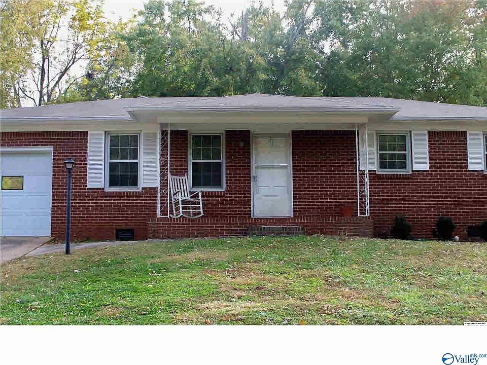 1st image of 4607 Daugette Dr NW