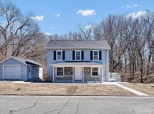 97 David St, Springfield, MA 01104