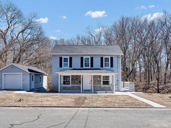 97 David St, Springfield, MA 01104